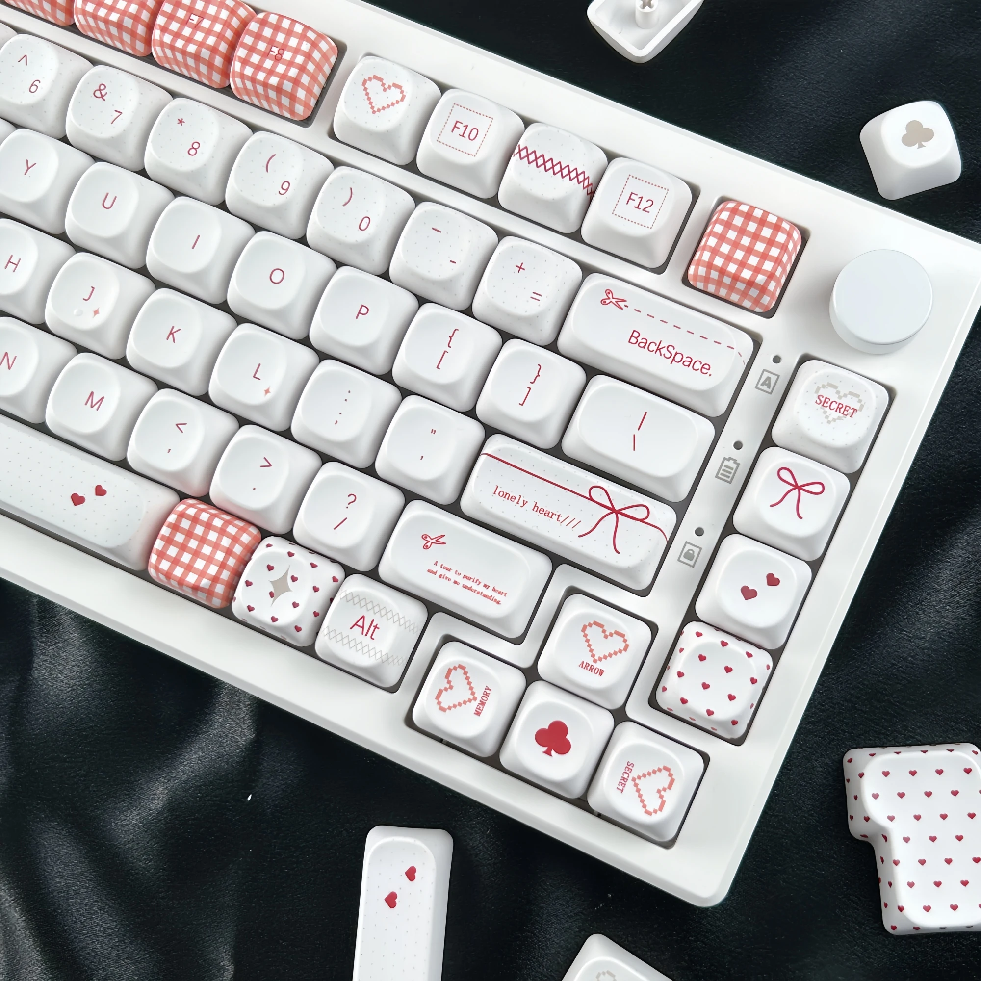 MAIMOOO Sweet Bobo Keycap MOA Profile Простые красные, белые клетчатые колпачки для клавиш PBT на заказ с бантом в форме сердца, круглые милые механические колпачки для клавиатуры
MAIMOOO Sweet Bobo Keycap MOA Profile Простые красные, белые клетчатые колпачки для клавиш PBT на заказ с бантом в форме сердца, круглые милые механические колпачки для клавиатуры