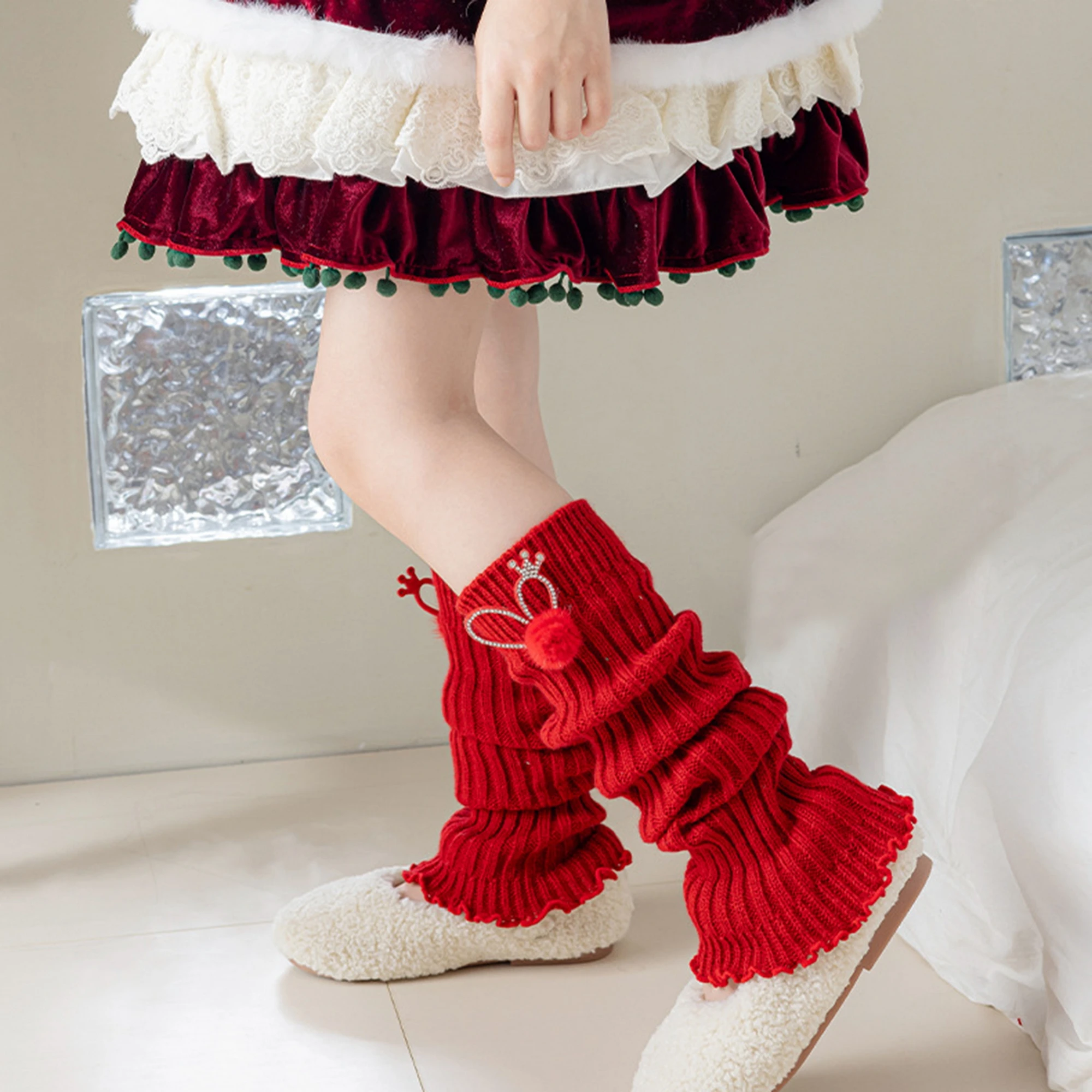 Festive Holiday Knit Leg Warmers with Bow Detail for Girls Christmas Calf Covers for Kids Cute Boot Socks for Streetwear
Festive Holiday Knit Leg Warmers with Bow Detail for Girls Christmas Calf Covers for Kids Cute Boot Socks for Streetwear