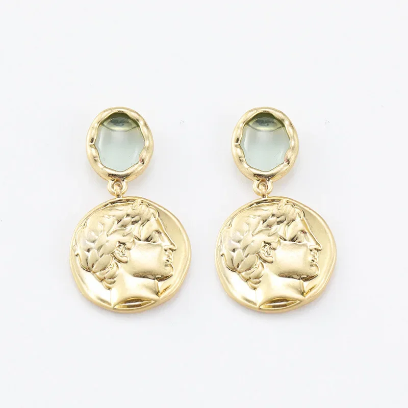 French Vintage Relief Head Gold Coin Retro Earrings High Sense Niche Light Luxury Temperament Medieval Earrings
French Vintage Relief Head Gold Coin Retro Earrings High Sense Niche Light Luxury Temperament Medieval Earrings