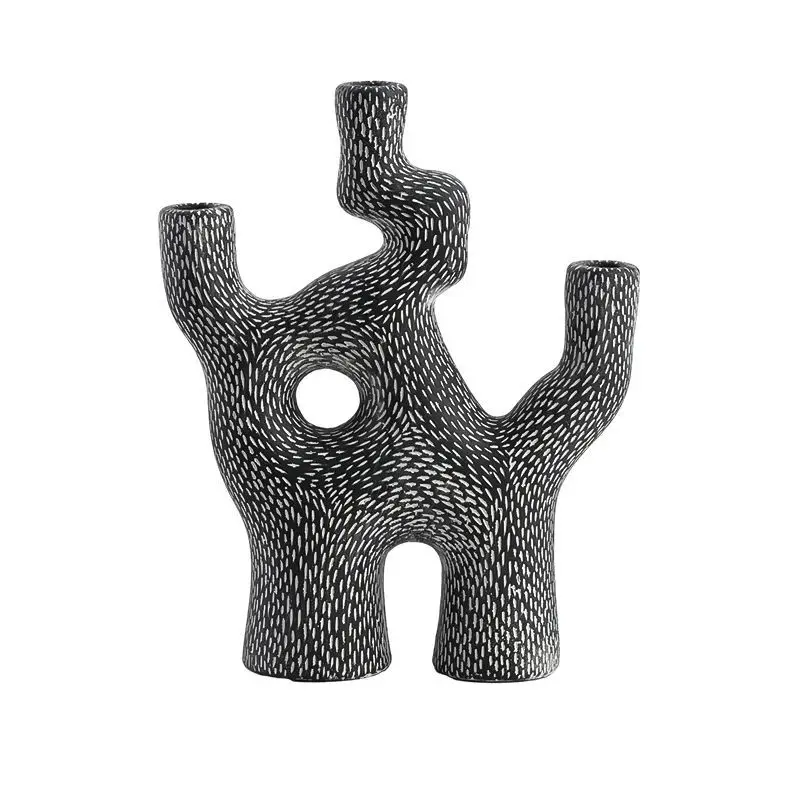 Creative minimalist retro abstract special-shaped candle holder ornament model room hotel
Creative minimalist retro abstract special-shaped candle holder ornament model room hotel