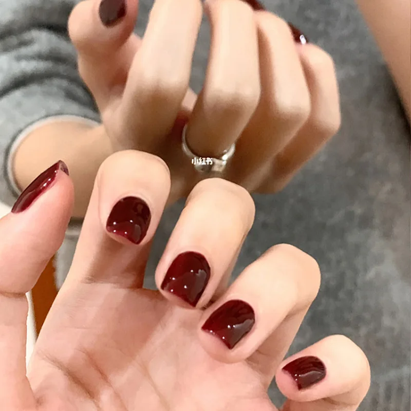 Solid Burgundy Round Square Press On Nails Full Coverage Glossy Mirror Finish No Decor Simple Elegant Women False Nails
Solid Burgundy Round Square Press On Nails Full Coverage Glossy Mirror Finish No Decor Simple Elegant Women False Nails