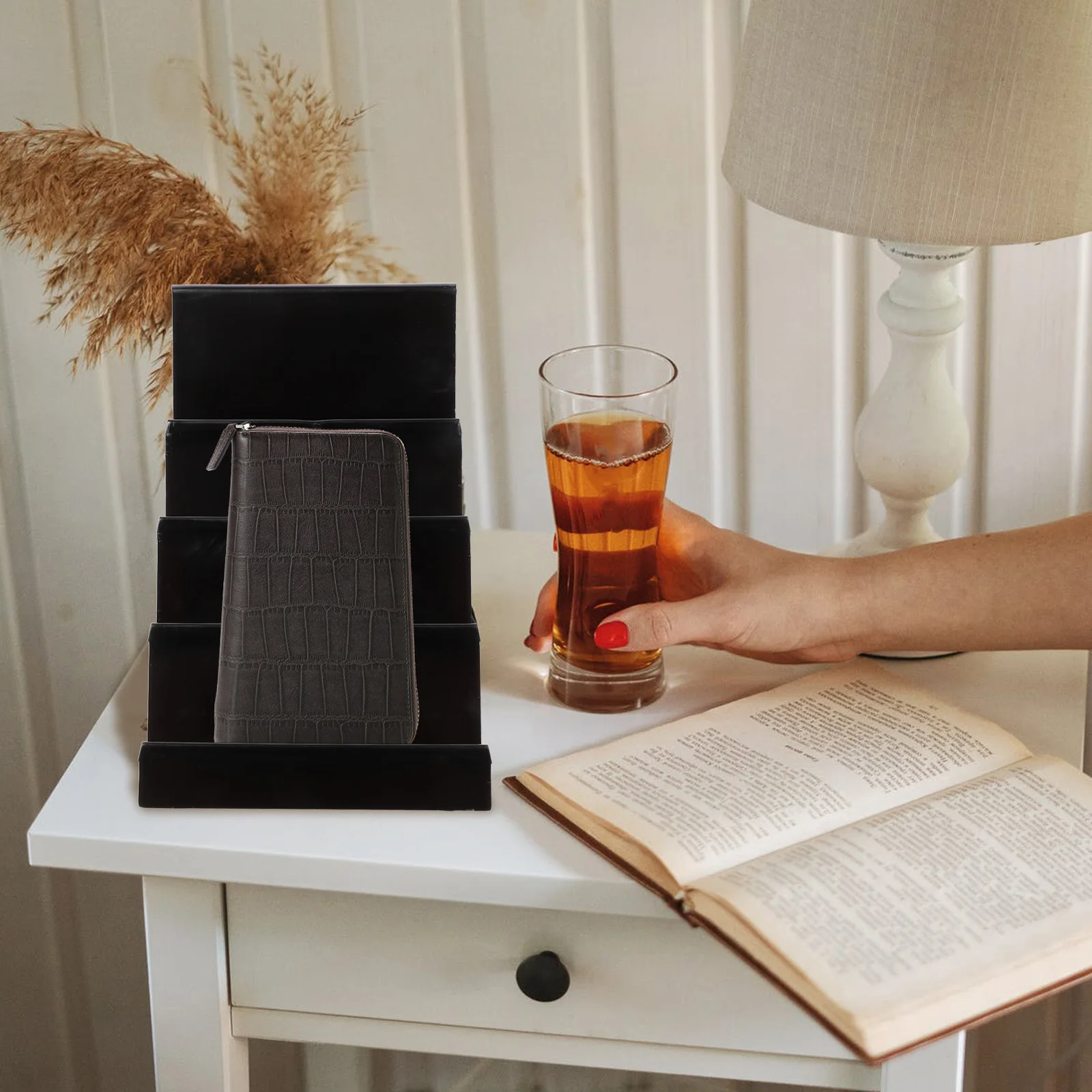 2Pcs Purse Display Stand Acrylic Wallet Organizer Rack Holder for Jewelry Cosmetics Glasses Retail Display Wallet Stand
2Pcs Purse Display Stand Acrylic Wallet Organizer Rack Holder for Jewelry Cosmetics Glasses Retail Display Wallet Stand