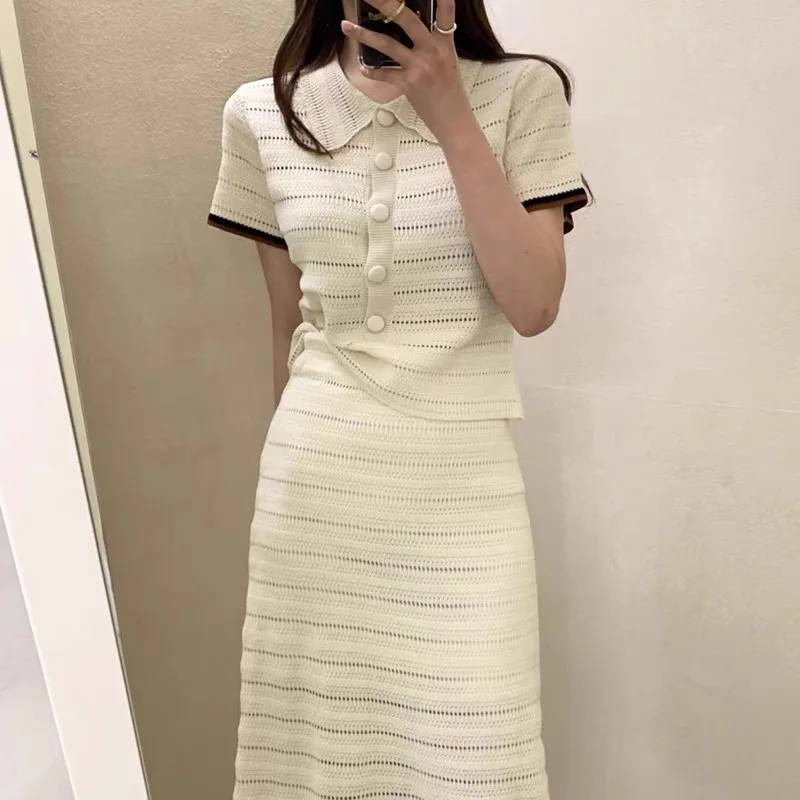 2025 New Summer Knit 2 Piece Skirt Set Women's Korean Elegant Short Sleeve Cardigan Sweater + High Waist Long Skirt Sets Outfits
2025 New Summer Knit 2 Piece Skirt Set Women's Korean Elegant Short Sleeve Cardigan Sweater + High Waist Long Skirt Sets Outfits
