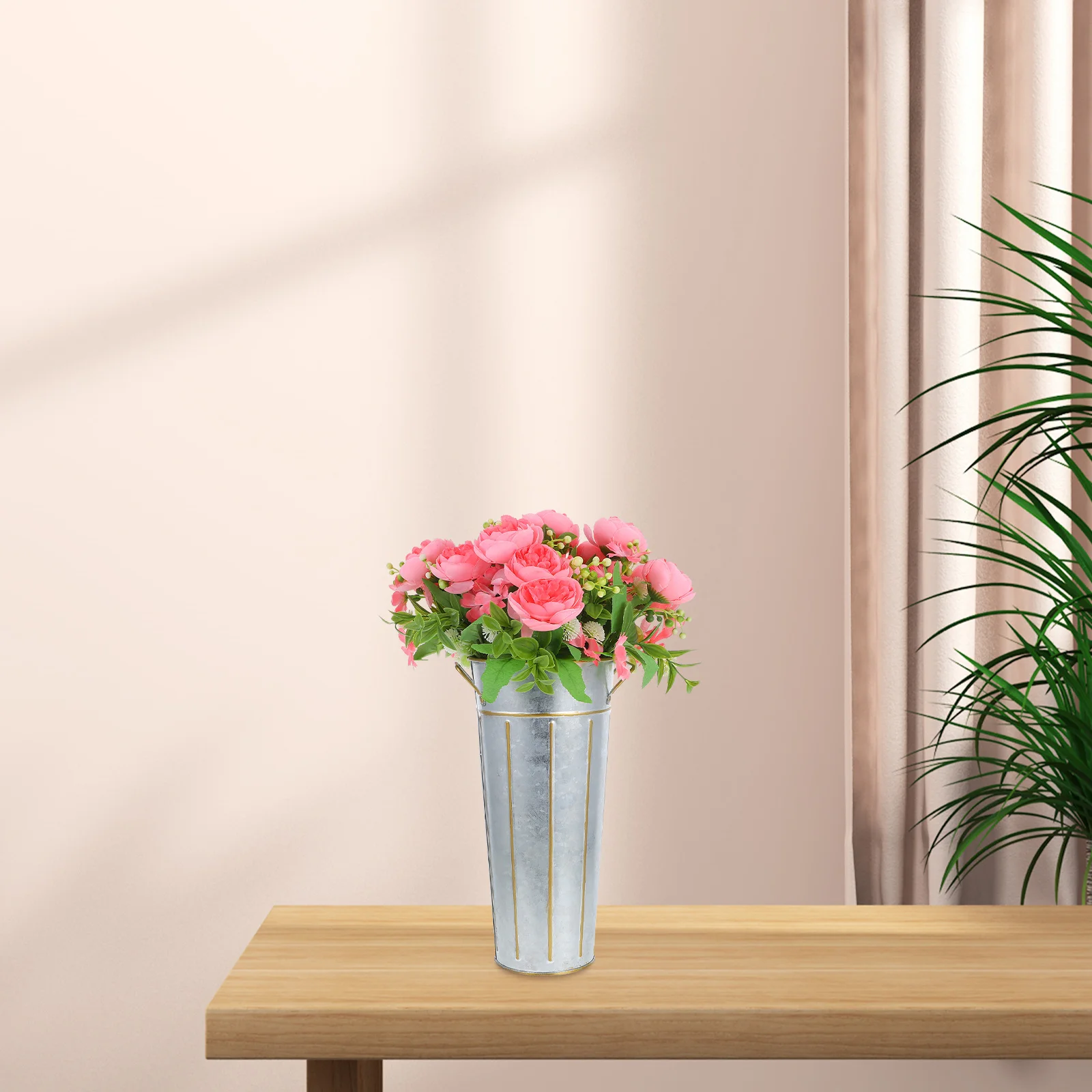 1pc Retro Iron Flower Vase Waterproof Metal Bucket For Dried Fresh Flowers Vintage Decorative Container Farmhouse Style Vase
1pc Retro Iron Flower Vase Waterproof Metal Bucket For Dried Fresh Flowers Vintage Decorative Container Farmhouse Style Vase