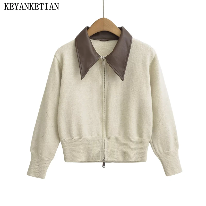 KEYANKETIAN 2024 Autumn New Women's Synthetic Leather lapel Patchwork Sweater Preppy Style Zipper Short Knit Cardigans Chic Top
KEYANKETIAN 2024 Autumn New Women's Synthetic Leather lapel Patchwork Sweater Preppy Style Zipper Short Knit Cardigans Chic Top
