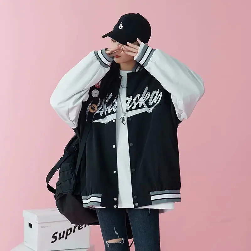 2022 Spring Autumn Women Jacket Kpop Loose Contrast Cropped Track Jacket New Fashion Thin Baseball Uniform Coat
2022 Spring Autumn Women Jacket Kpop Loose Contrast Cropped Track Jacket New Fashion Thin Baseball Uniform Coat