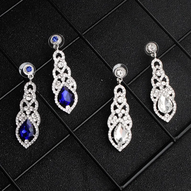 European and American Jewelry Classic Popular Bridal Earrings Alloy Rhinestone Glass Ears
European and American Jewelry Classic Popular Bridal Earrings Alloy Rhinestone Glass Ears