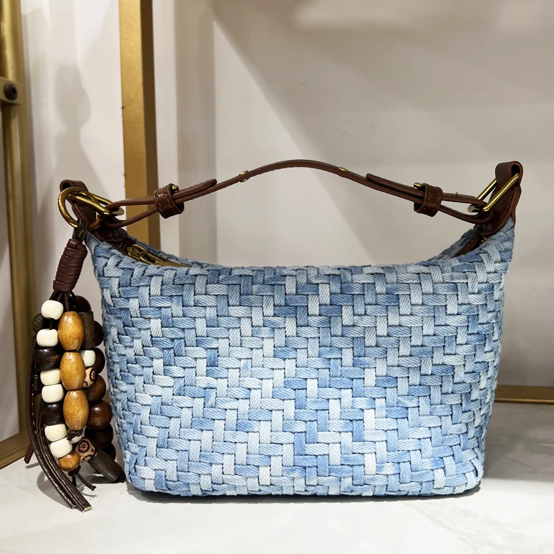 Mini Hand Woven Denim Hobos Bags For Women Luxury Designer Handbag And Purse 2025 New In Beaded Pendants Underarm Cloth Shoulder
Mini Hand Woven Denim Hobos Bags For Women Luxury Designer Handbag And Purse 2025 New In Beaded Pendants Underarm Cloth Shoulder