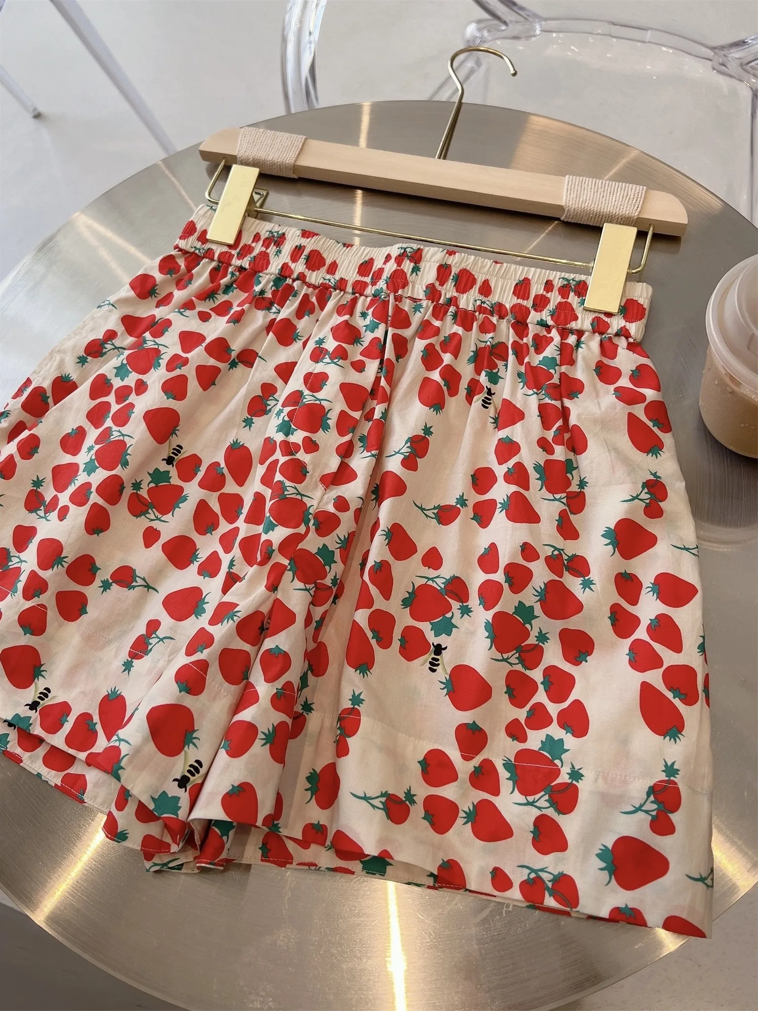 High Waist Wide Leg Pants Women's Casual Strawberry Print Shorts Home Leisure Trousers Summer Comfortable Polyester Fiber
High Waist Wide Leg Pants Women's Casual Strawberry Print Shorts Home Leisure Trousers Summer Comfortable Polyester Fiber