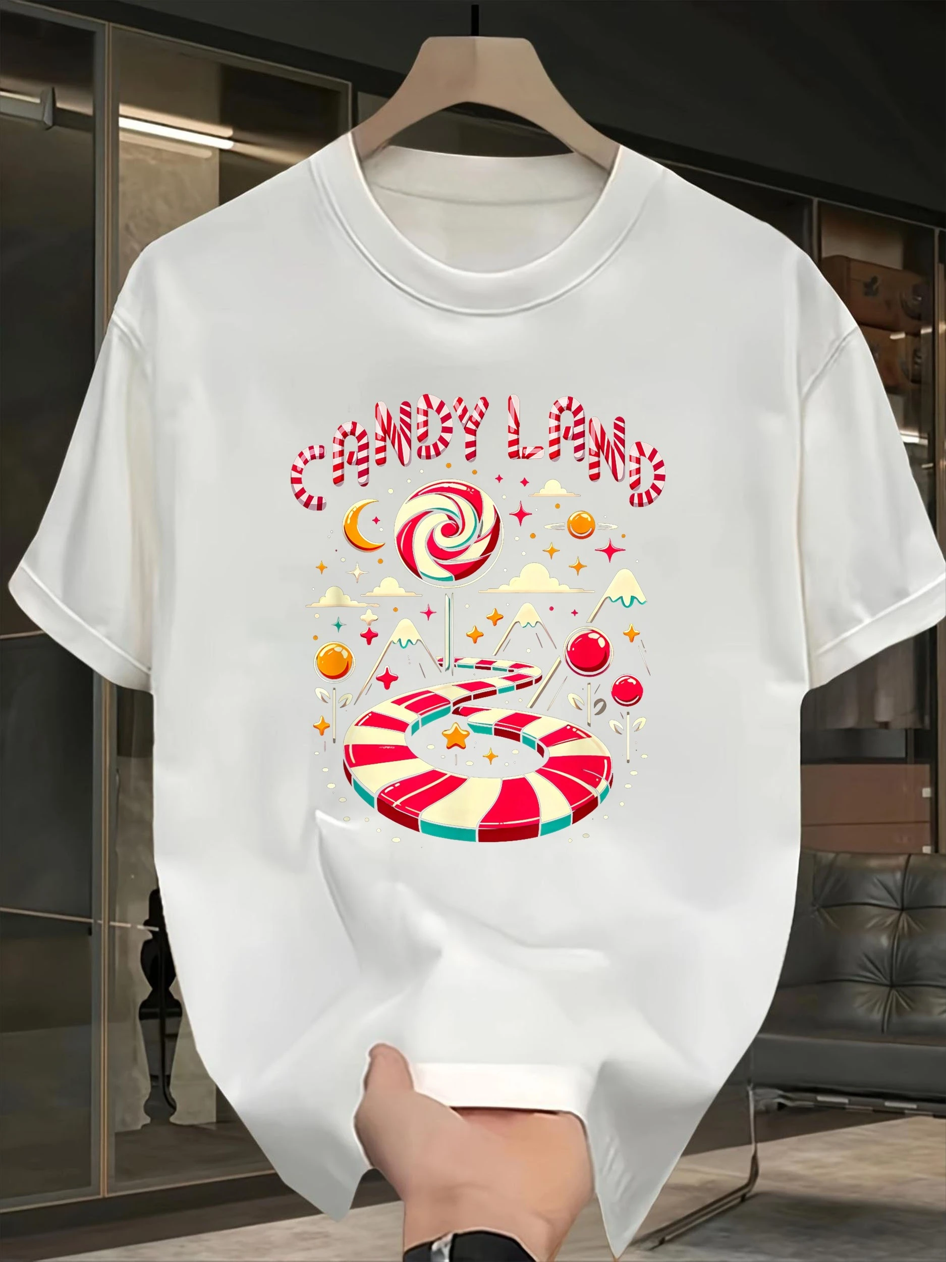 Christmas Candy Cane Lollipop Print Short Sleeve Tee Breathable Casual Streetwear with Pop Art Design All-Season Comfort Fit
Christmas Candy Cane Lollipop Print Short Sleeve Tee Breathable Casual Streetwear with Pop Art Design All-Season Comfort Fit