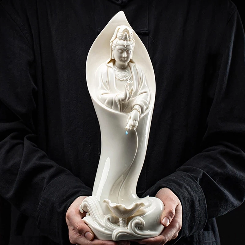 Ceramic dripping Guanyin Bodhisattva Buddhist figures modern art crafts High-end home living room Feng Shui statue
Ceramic dripping Guanyin Bodhisattva Buddhist figures modern art crafts High-end home living room Feng Shui statue