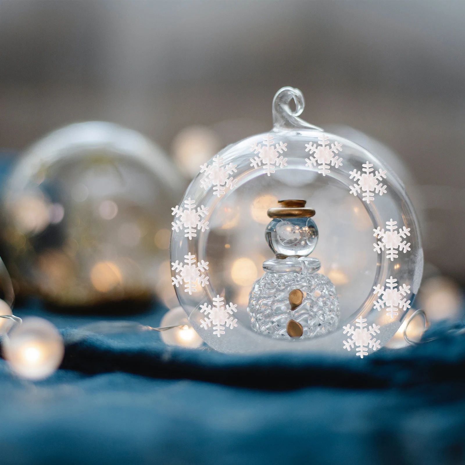 200Pcs Snowflake Decoration White Plastic Xmas Tree Ornaments Hanging Christmas Decor Accessories Christmas Ornaments
200Pcs Snowflake Decoration White Plastic Xmas Tree Ornaments Hanging Christmas Decor Accessories Christmas Ornaments