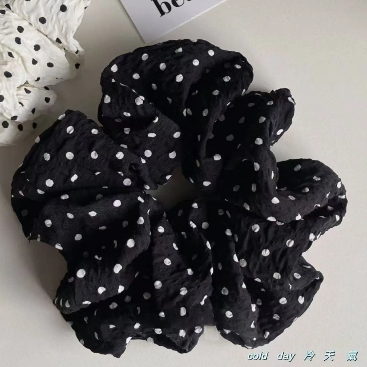 Popular Simple Polka Dot Versatile Elastic Scrunchy Set for Girl Sweet Hair Accessory Premium Portable
Popular Simple Polka Dot Versatile Elastic Scrunchy Set for Girl Sweet Hair Accessory Premium Portable