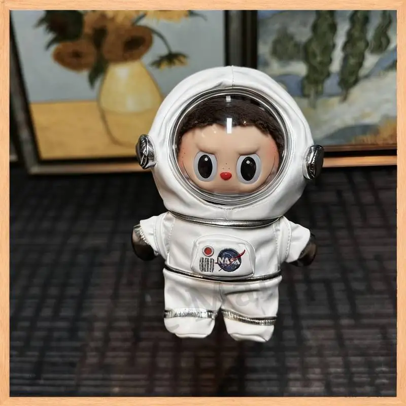 Новое поступление для Labubu, одежда для космонавтов, набор с высоким внешним видом, глухая коробка, виниловый брелок для куклы, наряд для куклы 17 см Labubu
Новое поступление для Labubu, одежда для космонавтов, набор с высоким внешним видом, глухая коробка, виниловый брелок для куклы, наряд для куклы 17 см Labubu