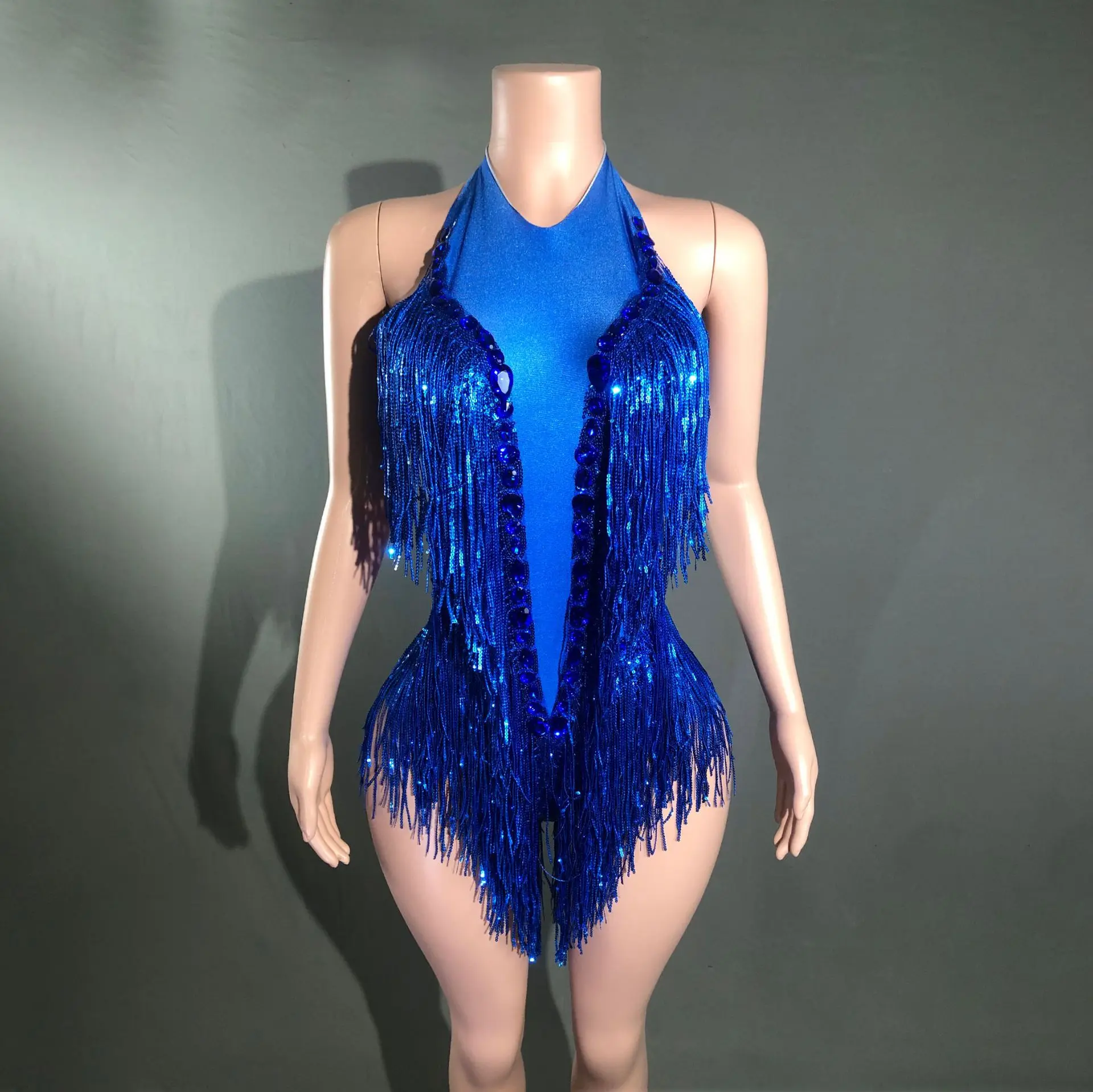 2024 Spring nightclub fringed jumpsuit women's performance clothes sexy halter shining stage dance clothes party clothes
2024 Spring nightclub fringed jumpsuit women's performance clothes sexy halter shining stage dance clothes party clothes