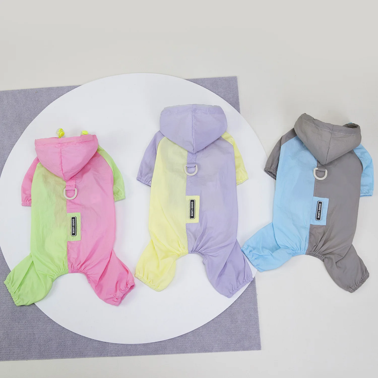 Small pet clothes color blocked four legged dog clothes winter with hats dogs cats hoodies winter pet supplies in stocks
Small pet clothes color blocked four legged dog clothes winter with hats dogs cats hoodies winter pet supplies in stocks