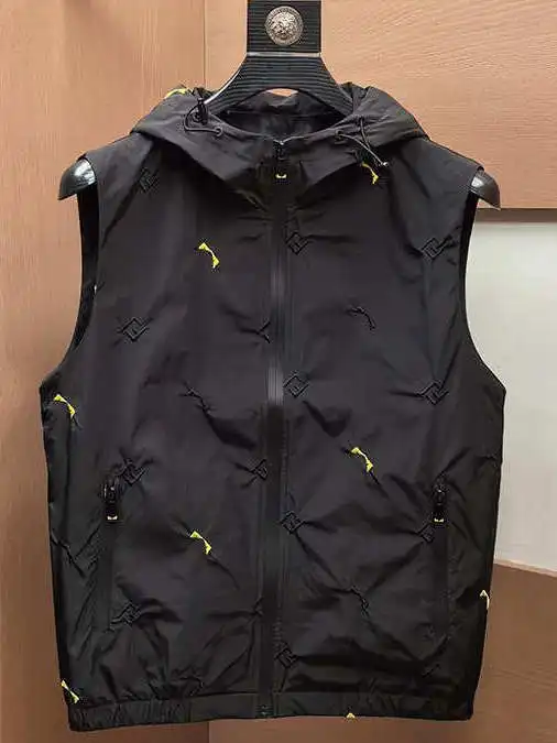 Larger Size 300 Pou Embroidered Jaet Loose Svel Men's Autumn Hooded Vest Trendy Brand Casual Comfortable Outerwear
Larger Size 300 Pou Embroidered Jaet Loose Svel Men's Autumn Hooded Vest Trendy Brand Casual Comfortable Outerwear