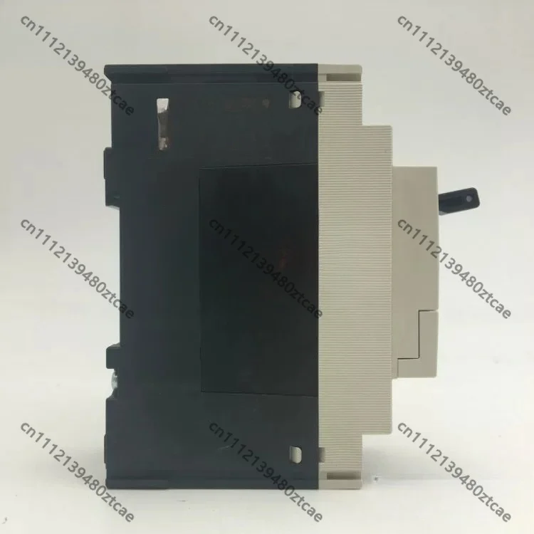 Molded Case Circuit Breaker Air Switch 2P 3A‑32A Aftermarket Replacement Part
Molded Case Circuit Breaker Air Switch 2P 3A‑32A Aftermarket Replacement Part