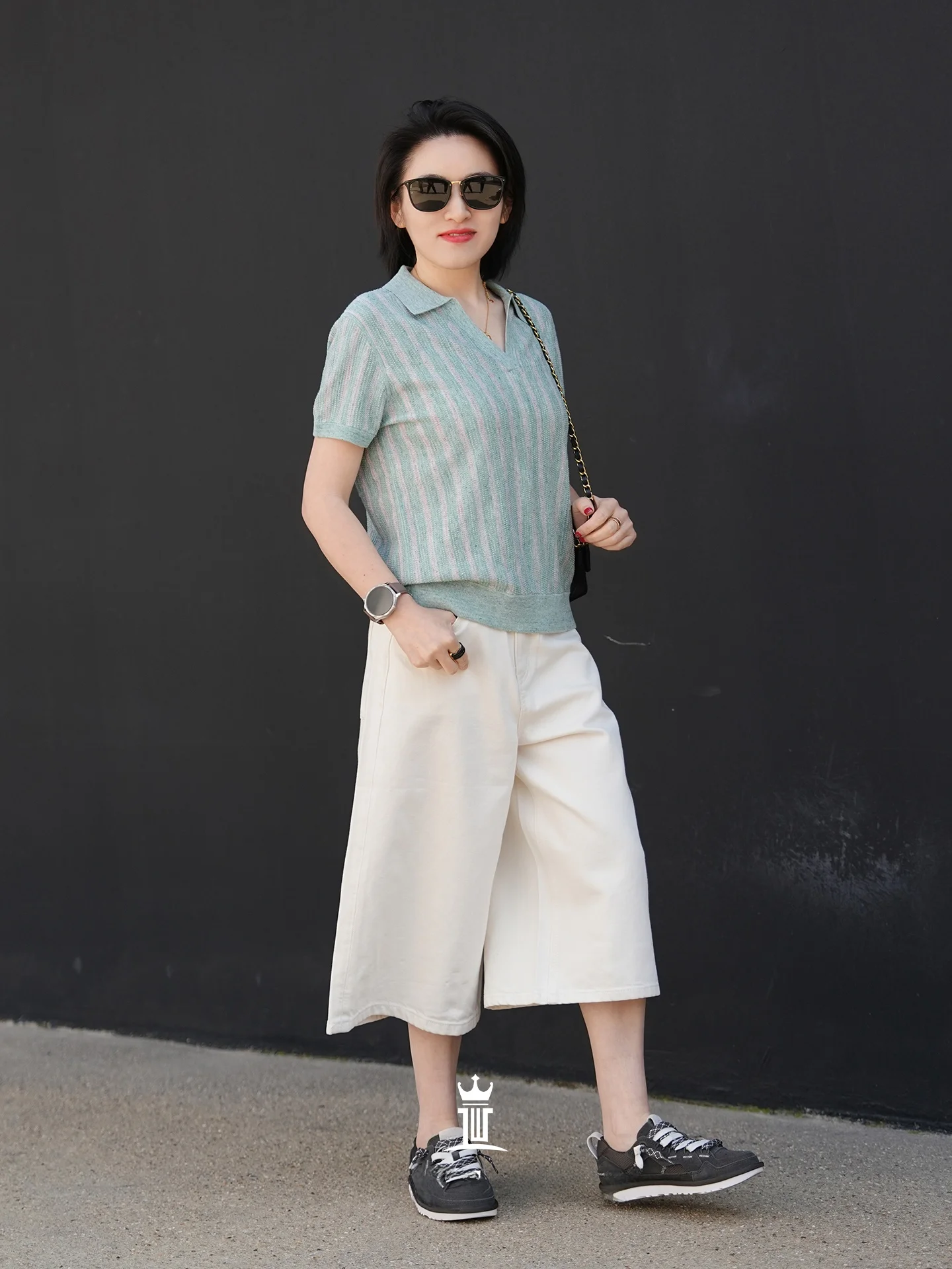 Old Bao Mama JC Premium MILLIFILI Island Style Short Sleeve Knitted Spring 2026 New Arrival Casual Loose Fit Navy Stripe
Old Bao Mama JC Premium MILLIFILI Island Style Short Sleeve Knitted Spring 2026 New Arrival Casual Loose Fit Navy Stripe