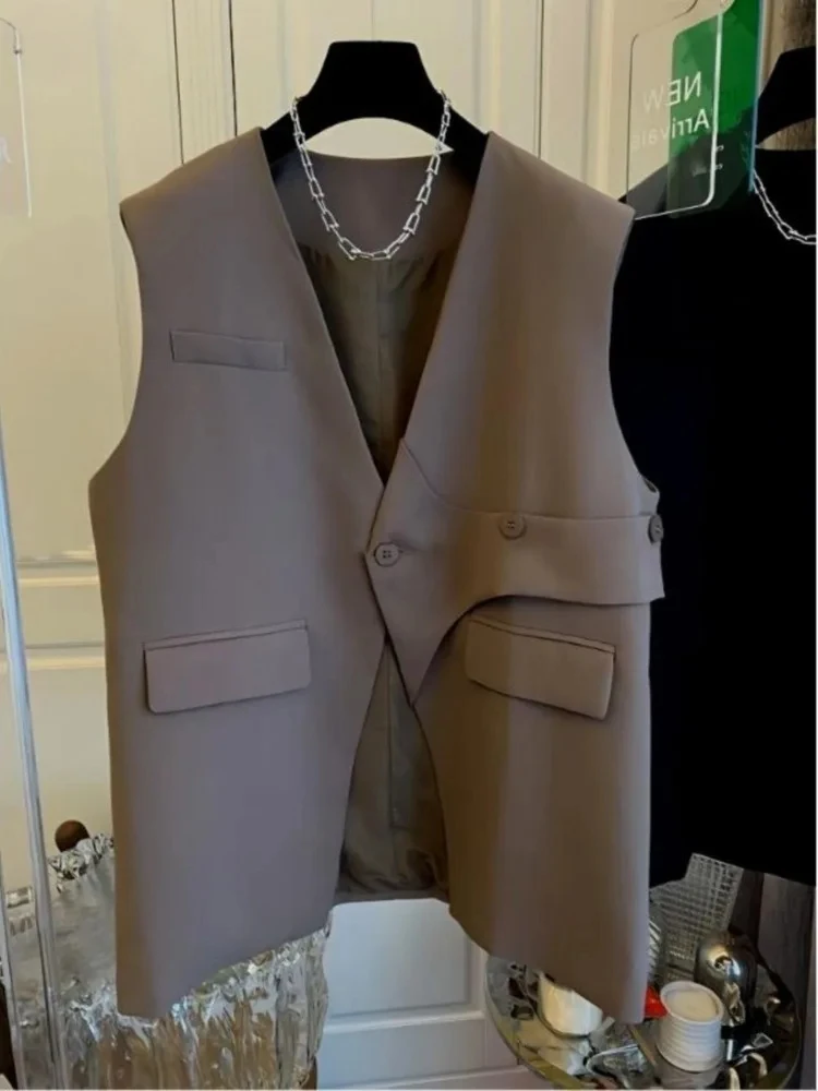 Vests Women Loose All-match V-neck Single Button Spring Summer Coats Chic Streetwear Design Daily Vintage Elegant Female Ins New
Vests Women Loose All-match V-neck Single Button Spring Summer Coats Chic Streetwear Design Daily Vintage Elegant Female Ins New