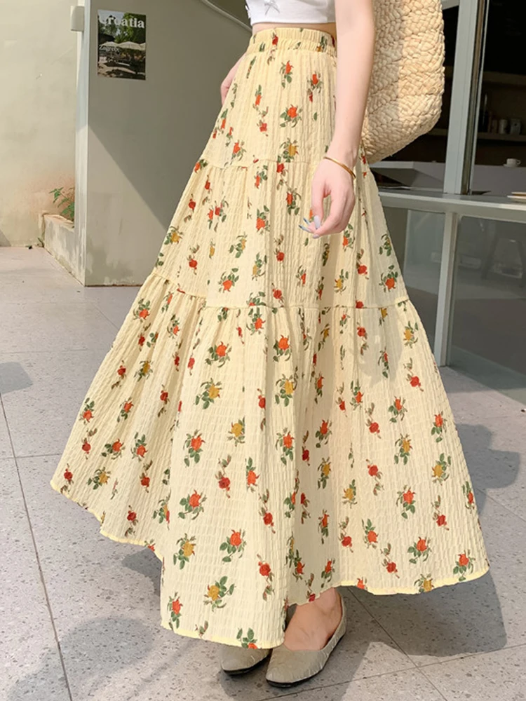 2025 Summer New Pleated Printed Floral Skirt Women's Countryside Style Long Sweet and Elastic Waisted A-line Skirt S20
2025 Summer New Pleated Printed Floral Skirt Women's Countryside Style Long Sweet and Elastic Waisted A-line Skirt S20