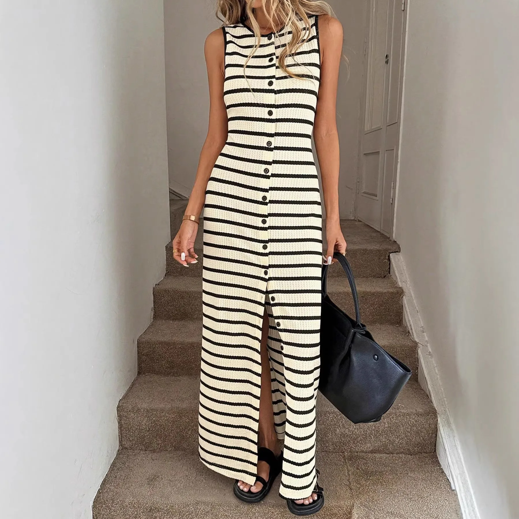 Women Striped Knitted Dresses Sleeveless Dress H Line Ankle Lenth Single Breasted Slight Strech Slim Casual Elegant 2026 Summer
Women Striped Knitted Dresses Sleeveless Dress H Line Ankle Lenth Single Breasted Slight Strech Slim Casual Elegant 2026 Summer