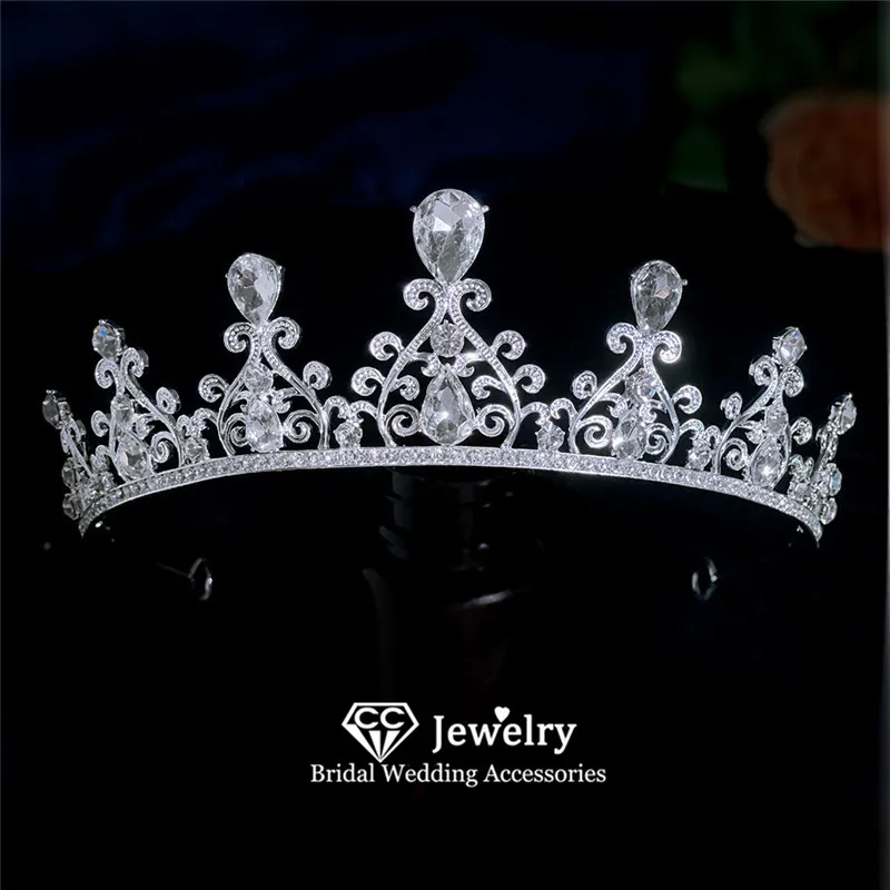 CC Bridal Crowns Women Hair Accessories Engagement Hairwear Wedding Tiaras Simple Design Water Drop Shape Coronets Crown YQ261
CC Bridal Crowns Women Hair Accessories Engagement Hairwear Wedding Tiaras Simple Design Water Drop Shape Coronets Crown YQ261