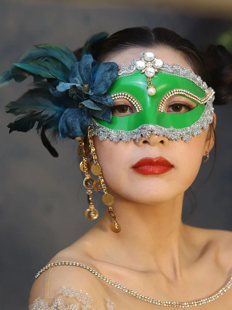 Halloween Mask Blue Stage Beauty Ball Party Carnival Nightclub Bar Photo Studio Fashion
Halloween Mask Blue Stage Beauty Ball Party Carnival Nightclub Bar Photo Studio Fashion