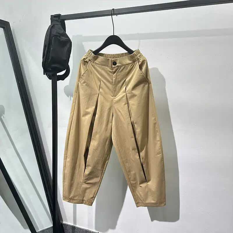 Autumn Fashionable Simple Tooling Pleated Stitching Khaki Baggy Pants Layered Casual for Men
Autumn Fashionable Simple Tooling Pleated Stitching Khaki Baggy Pants Layered Casual for Men
