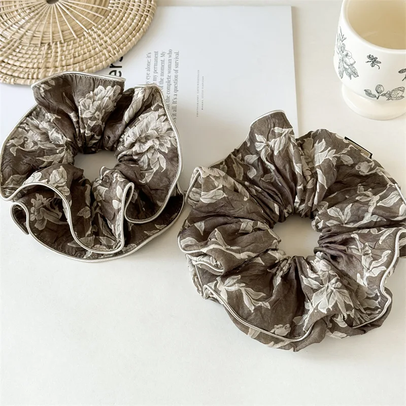 2025 New Large Women's Vintage Hair Scrunchies, Ink Painting Hair Bands, Elegant and Gentle Ponytail Hairbands, Rubber Band Hair
2025 New Large Women's Vintage Hair Scrunchies, Ink Painting Hair Bands, Elegant and Gentle Ponytail Hairbands, Rubber Band Hair