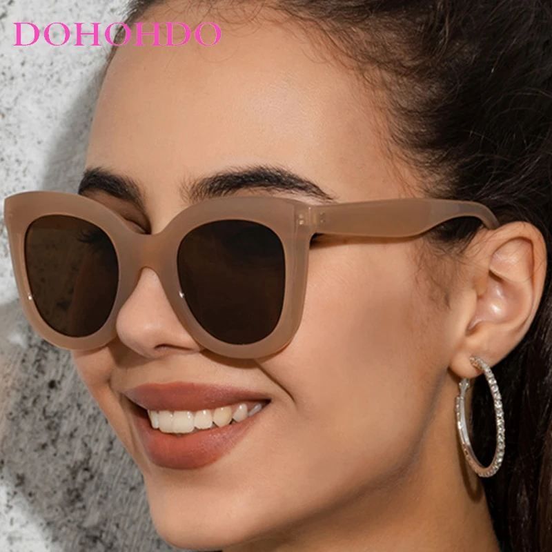 DOHOHDO New Big Cat Eye Frame Sunglasses Men Women Gray Green Lens UV400 Protection Eyewear Fashion Design Gafas De Sol UV400
DOHOHDO New Big Cat Eye Frame Sunglasses Men Women Gray Green Lens UV400 Protection Eyewear Fashion Design Gafas De Sol UV400