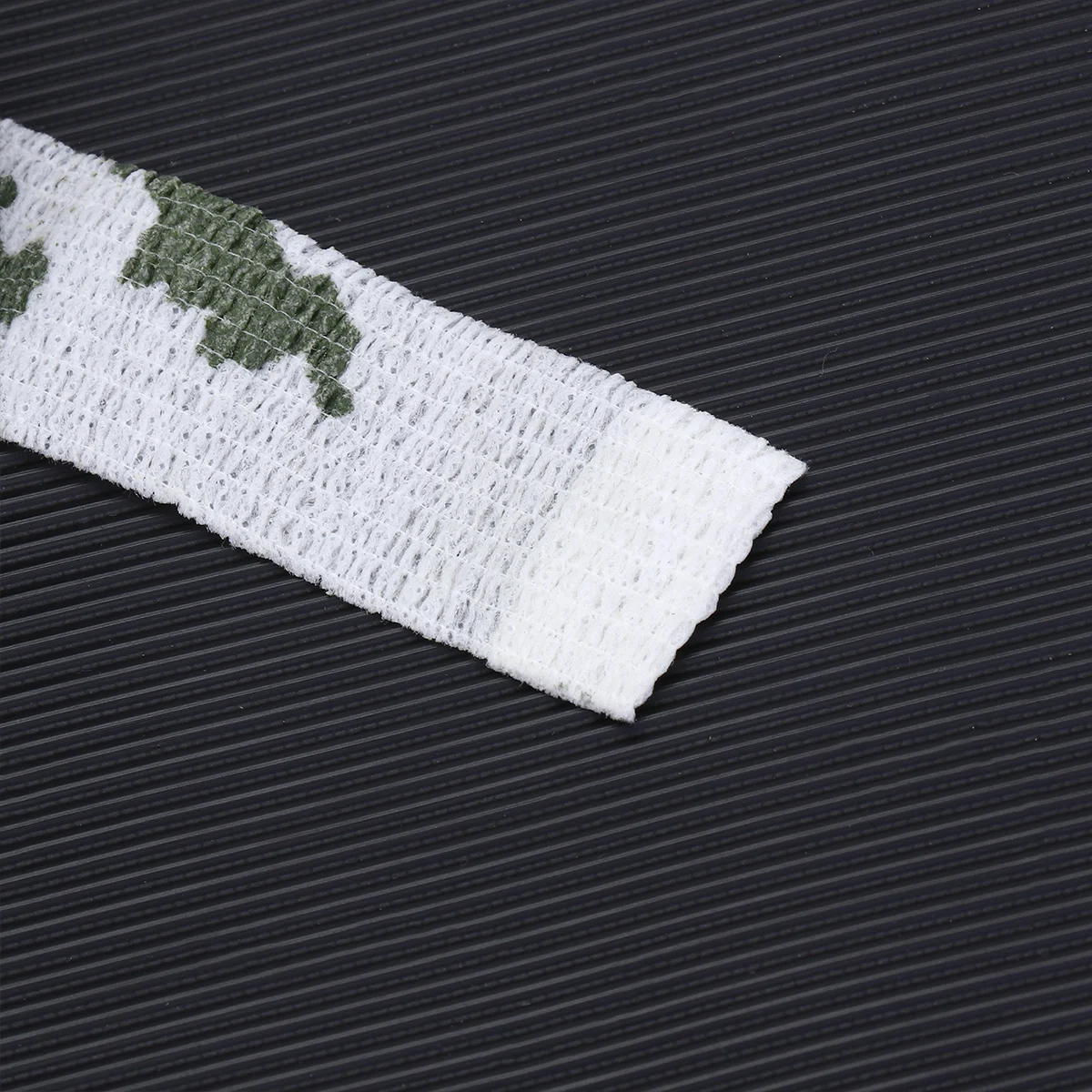 Cut-to-size Bandage Compression Elastic Wrap Protection Skin-friendly Durable Camouflage
Cut-to-size Bandage Compression Elastic Wrap Protection Skin-friendly Durable Camouflage