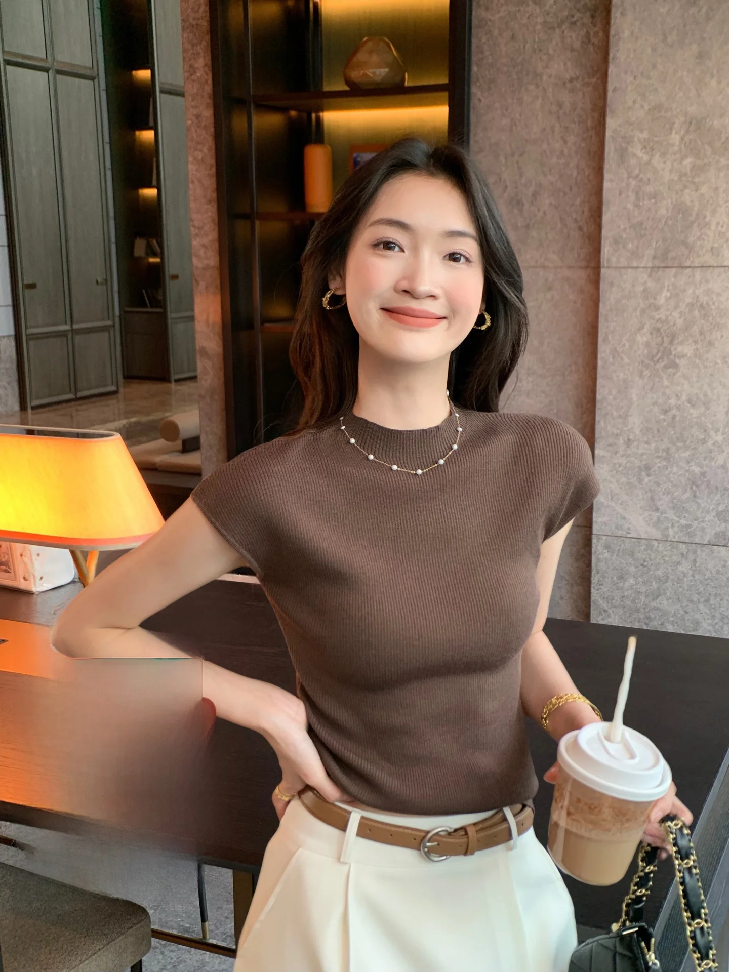 Шикарная вязаная облегающая футболка для женщин, повседневная круглая футболка Ne ort Sve, шерстяная смесь, фольги, ранняя осень, новое поступление
Шикарная вязаная облегающая футболка для женщин, повседневная круглая футболка Ne ort Sve, шерстяная смесь, фольги, ранняя осень, новое поступление