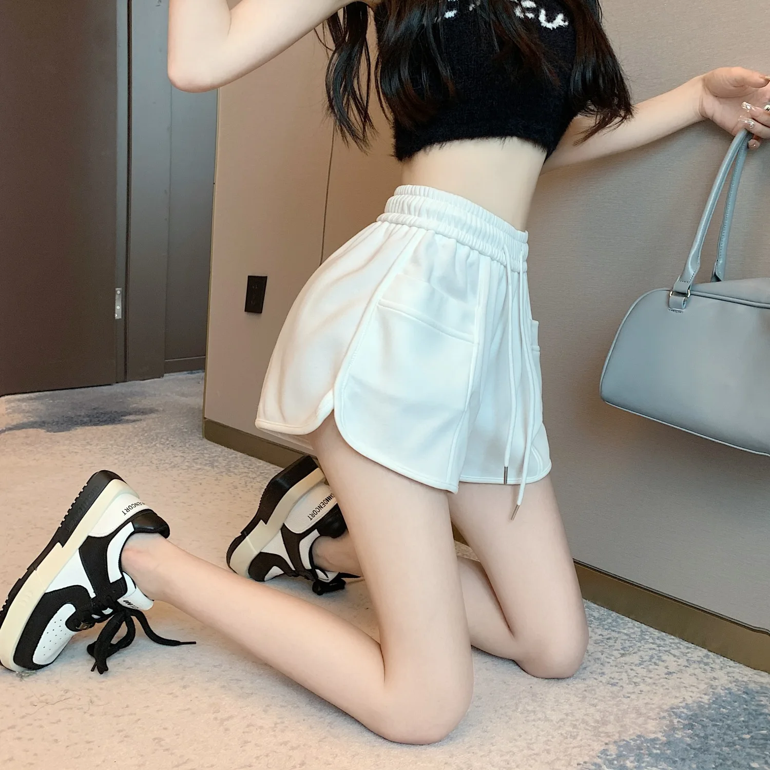 Шорты женские льняные с рюшами по подолу пляжный отдых богемный романтический стиль для отдыха и летних искателей приключений шикарные пастельные
Шорты женские льняные с рюшами по подолу пляжный отдых богемный романтический стиль для отдыха и летних искателей приключений шикарные пастельные