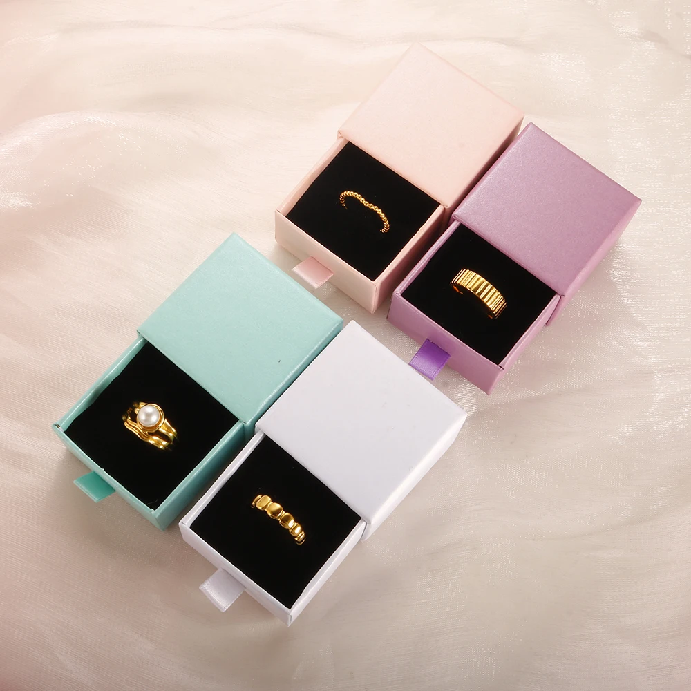 Fashion Jewelry Packaging Box Bag Flannel Bag for Ring Bangle Bracelet Necklace Earrings Set Exquisite Packaging Gift
Fashion Jewelry Packaging Box Bag Flannel Bag for Ring Bangle Bracelet Necklace Earrings Set Exquisite Packaging Gift