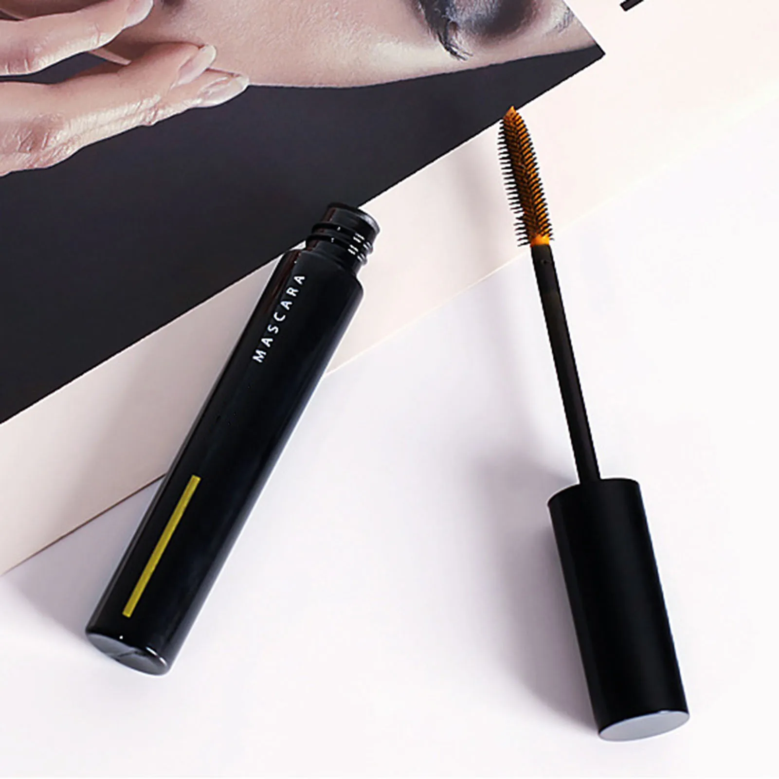 4D Curling Mascara Waterproof Smudge-proof Eyelash Cream Eye Makeup Supplies
4D Curling Mascara Waterproof Smudge-proof Eyelash Cream Eye Makeup Supplies