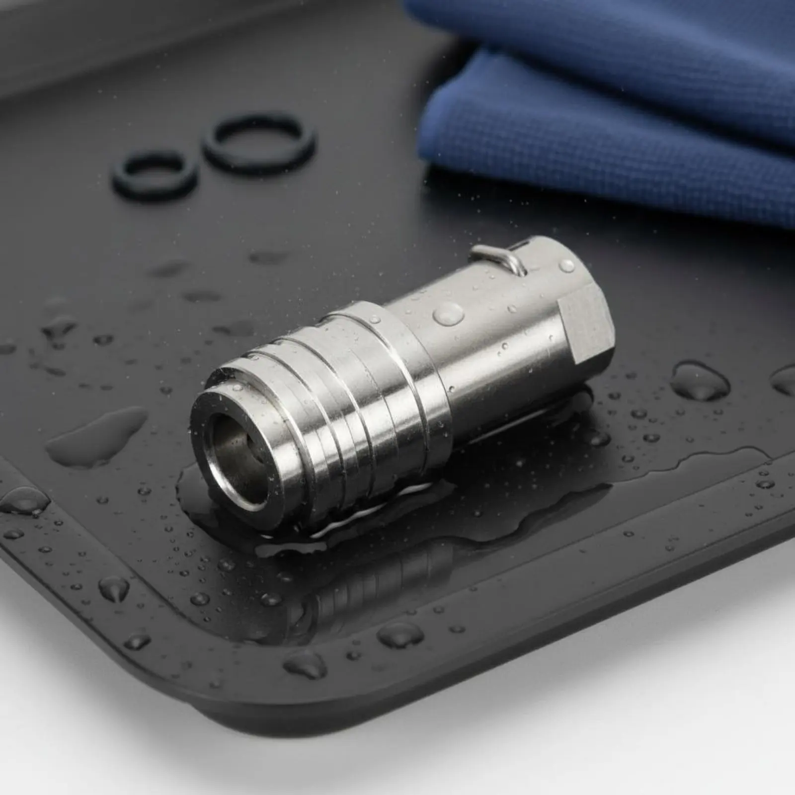 Pressure Washer Hose Rotating Joint Sturdy Duty Pressure Washer Rotating Fitting Kink-Resistant-Kink Hose Joint
Pressure Washer Hose Rotating Joint Sturdy Duty Pressure Washer Rotating Fitting Kink-Resistant-Kink Hose Joint