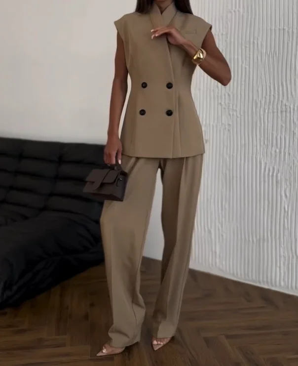 Fashionable temperament double breasted vest top, high waisted pants set, new women's clothing for summer 2025
Fashionable temperament double breasted vest top, high waisted pants set, new women's clothing for summer 2025