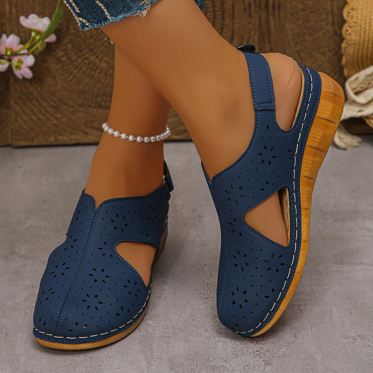 Summer 2026 Plus Size Shoes for Women 36-43 Round Toe Platform Wedge Comfortable Non-slip Sandals Casual Beach Footwear
Summer 2026 Plus Size Shoes for Women 36-43 Round Toe Platform Wedge Comfortable Non-slip Sandals Casual Beach Footwear
