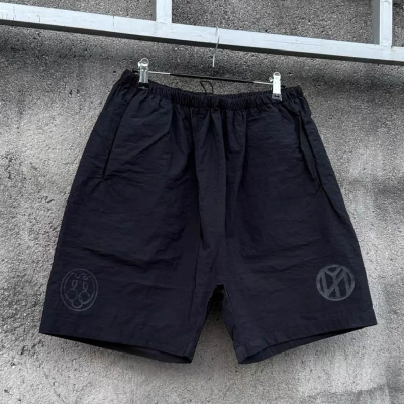 Summer American Street Nylon Quick-dry Kanye Shorts Men Women Waterproof Outdoor Casual Loose Gosha Drawstring Cropped Pants
Summer American Street Nylon Quick-dry Kanye Shorts Men Women Waterproof Outdoor Casual Loose Gosha Drawstring Cropped Pants