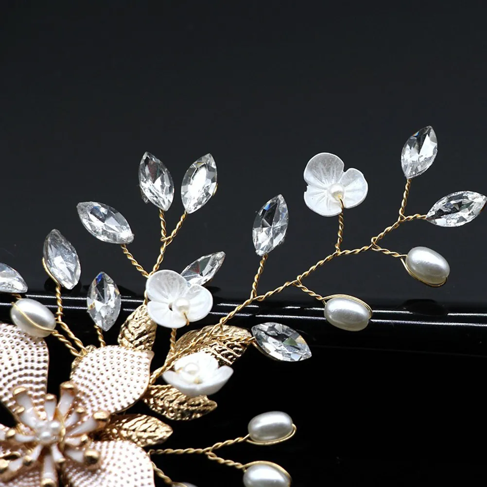 Bridal Hair Comb Oval Rhinestone Pearls Flower Alloy Headpiece Elegant Wedding Hair Accessories for Women Ladies Golden
Bridal Hair Comb Oval Rhinestone Pearls Flower Alloy Headpiece Elegant Wedding Hair Accessories for Women Ladies Golden