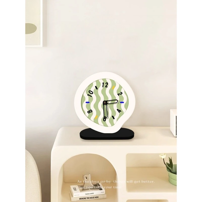Creative striped wave pattern green cream style desktop clock ornament modern minimalist home living room decoration table clock
Creative striped wave pattern green cream style desktop clock ornament modern minimalist home living room decoration table clock