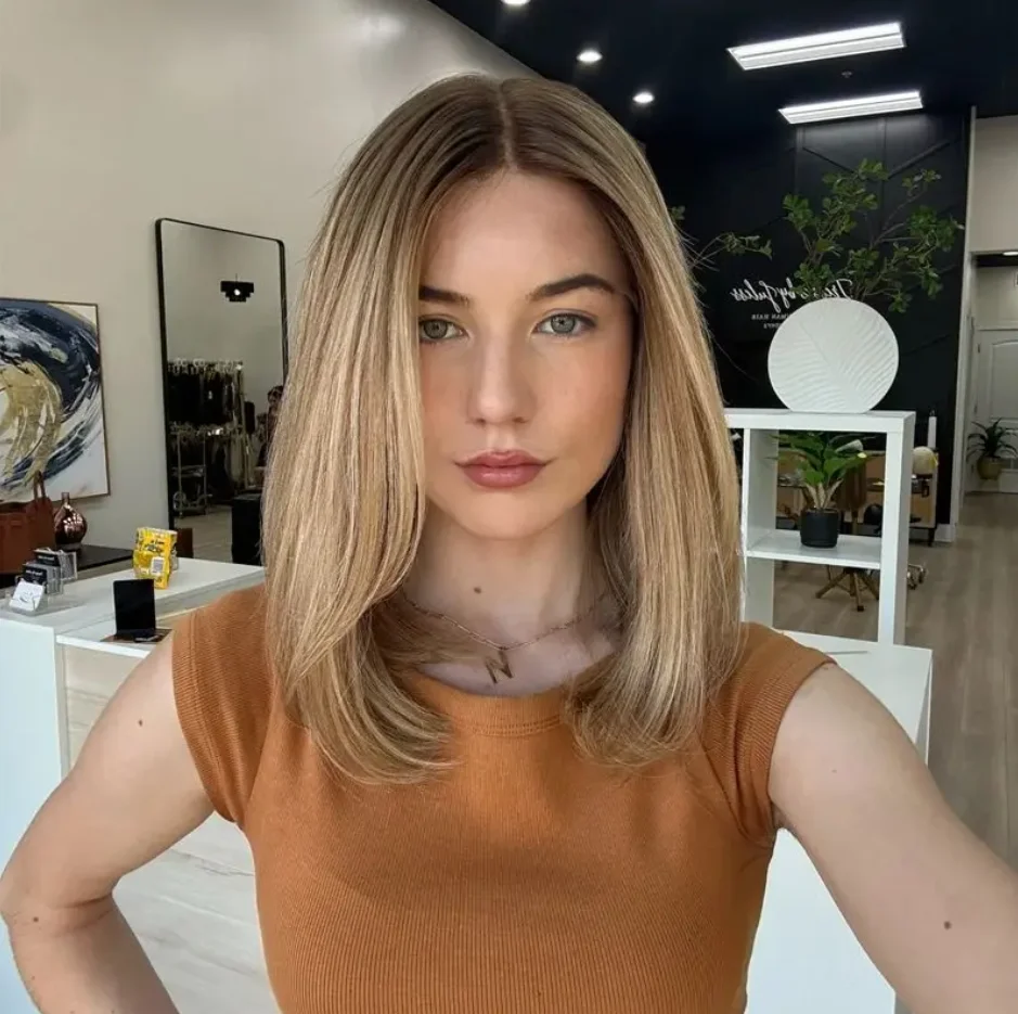 Short Bob Natural Preplucked Hairline Straight Brown Synthetic Wig High Quality Middle Part Ash Brown MIx Blonde Highlight Wig
Short Bob Natural Preplucked Hairline Straight Brown Synthetic Wig High Quality Middle Part Ash Brown MIx Blonde Highlight Wig