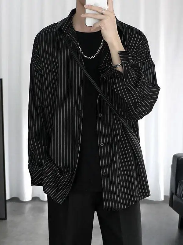 Ice Silk Stripe Shirt Jacket Men's Summer Loose Casual Long Sleeve Black Trendy Button down Youthful Style Autumn Wear
Ice Silk Stripe Shirt Jacket Men's Summer Loose Casual Long Sleeve Black Trendy Button down Youthful Style Autumn Wear