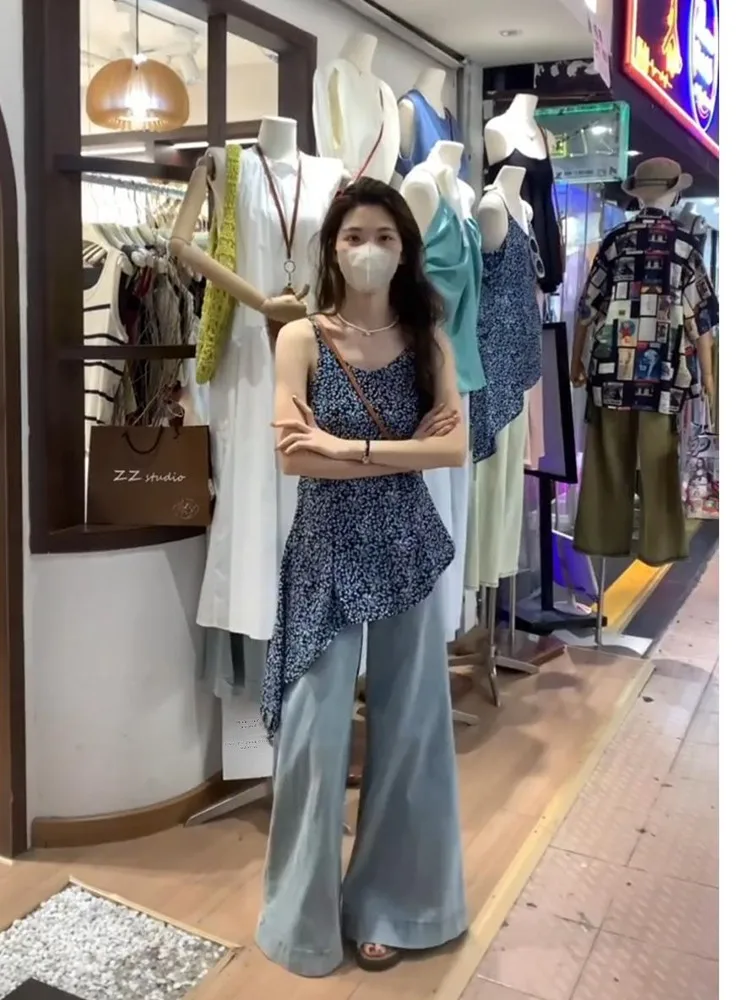 Blue Lazy Style Loose High Waist Wide Leg Jeans Women's Summer Versatile Floor Length Pants Casual Loose Fit Long Trousers
Blue Lazy Style Loose High Waist Wide Leg Jeans Women's Summer Versatile Floor Length Pants Casual Loose Fit Long Trousers