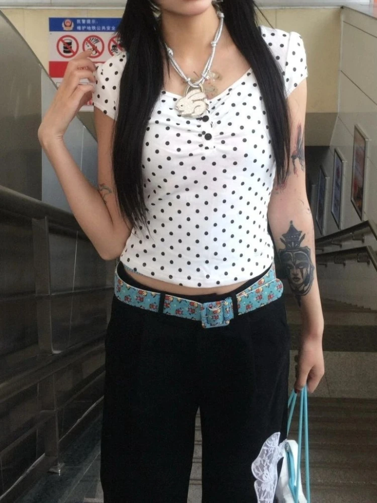 Korea Chic White Polka Dot Short Sleeve T-shirt Summer New Sweet Design Short Tight Top Harajuku Buttons Sexy Women Clothes 2025
Korea Chic White Polka Dot Short Sleeve T-shirt Summer New Sweet Design Short Tight Top Harajuku Buttons Sexy Women Clothes 2025