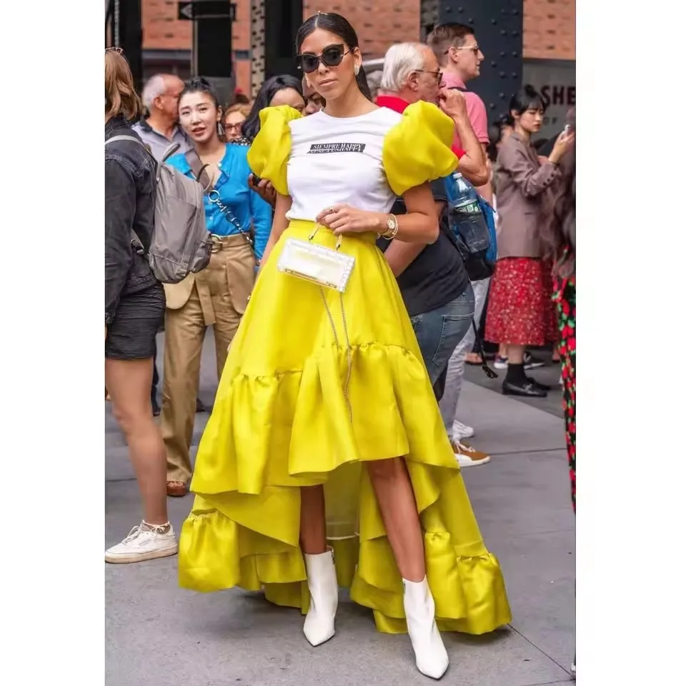 2025 Women Satin Party Skirt Handmade Female Maxi Skirt Fashion Bright Yellow High Low Satin Skirt Draped Long
2025 Women Satin Party Skirt Handmade Female Maxi Skirt Fashion Bright Yellow High Low Satin Skirt Draped Long