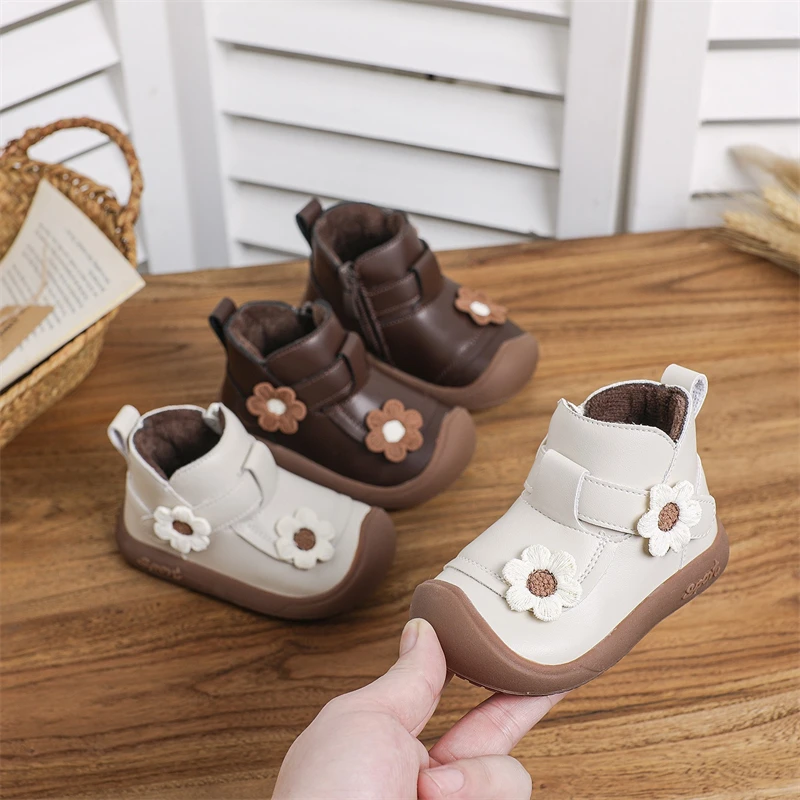 Baby Girls Snow Boots Autumn Winter Children Casual Shoes Outdoor Plush Princess Shoes Non-slip Soft Sole Toddler Kids Boots
Baby Girls Snow Boots Autumn Winter Children Casual Shoes Outdoor Plush Princess Shoes Non-slip Soft Sole Toddler Kids Boots
