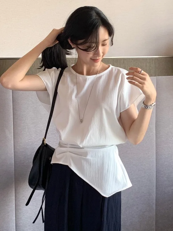 Korean Style Short Sleeve Shirt Women's round Neck Gored Waist Design Slimming Soft Style Shirt Asymmetrical Pleating
Korean Style Short Sleeve Shirt Women's round Neck Gored Waist Design Slimming Soft Style Shirt Asymmetrical Pleating