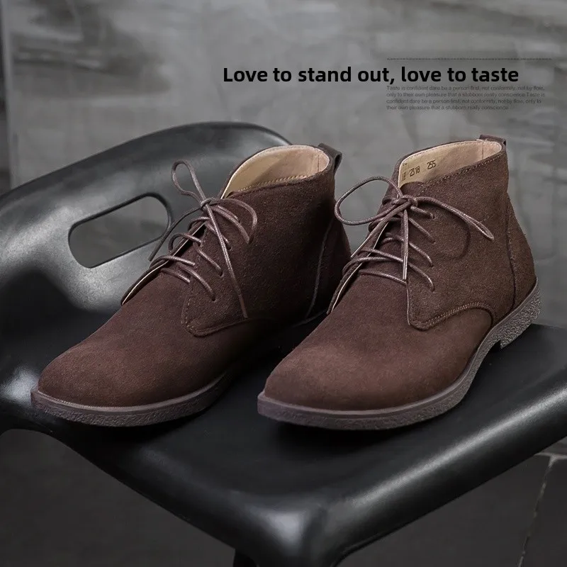 British Style Desert Boots Men's Mid-Calf Grain Leather Boots Fashion Business Short Boots High-Top Shoes for Men
British Style Desert Boots Men's Mid-Calf Grain Leather Boots Fashion Business Short Boots High-Top Shoes for Men